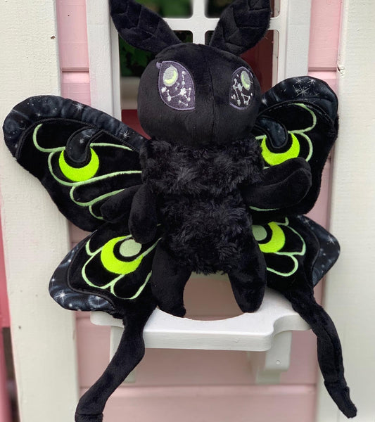 Benne Dark Luna Moth